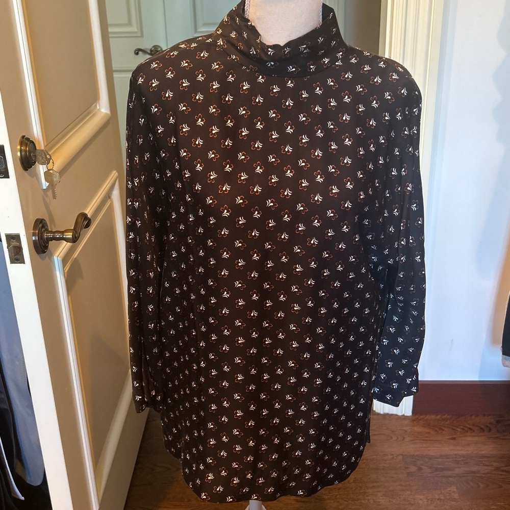Jigsaw pattern top
